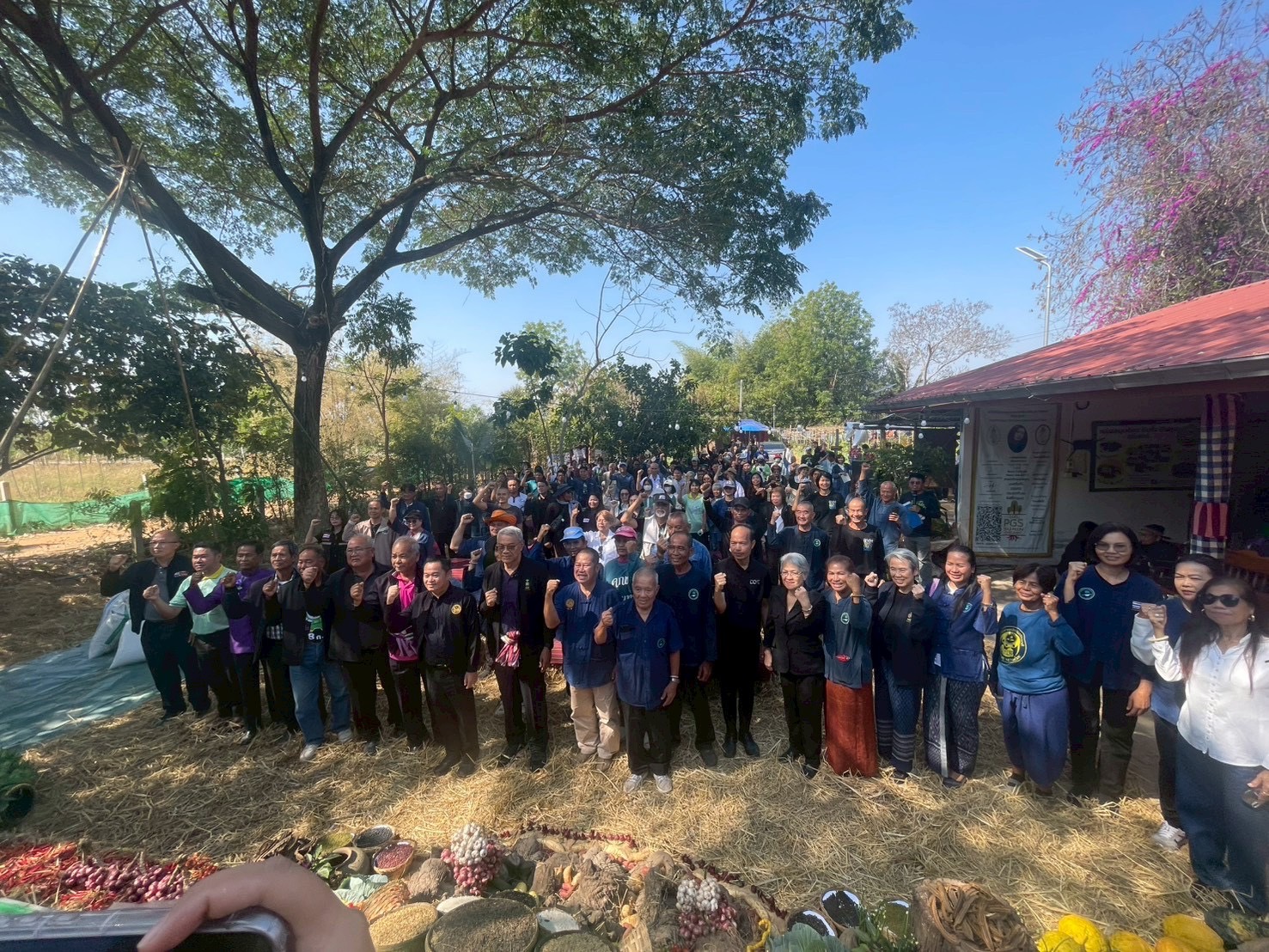 พช.สุรินทร์ ร่วมงานวันดินโลกภาคอีสานล่าง ลุ่มน้ำ ชี-มูล 