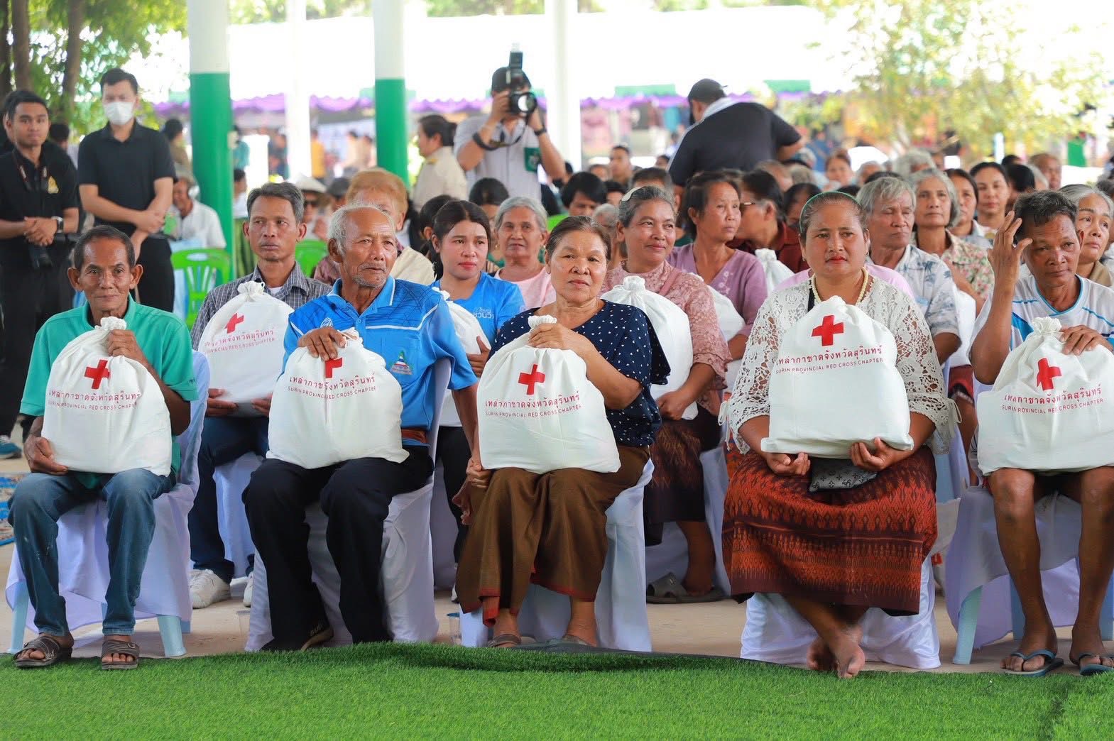 พช.สุรินทร์ ร่วมโครงการจังหวัดสุรินทร์สร้างสุข สร้างรอยยิ้ม ในพื้นที่ อ.ปราสาทประจำปี 2569 