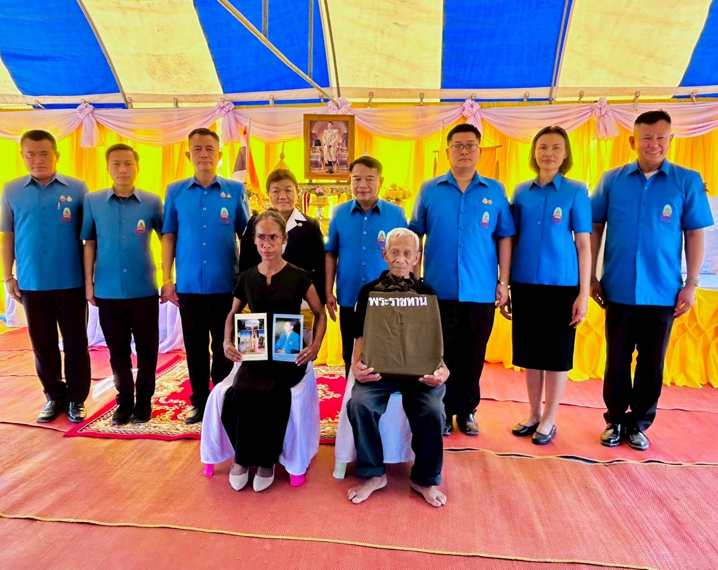 พช.สุรินทร์ ร่วมพิธีเชิญสิ่งของพระราชทานมอบแก่ประชาชนผู้ประสบอัคคีภัย ในพื้นที่ ต.ชุมแสง อ.จอมพระ จ.สุรินทร์ 