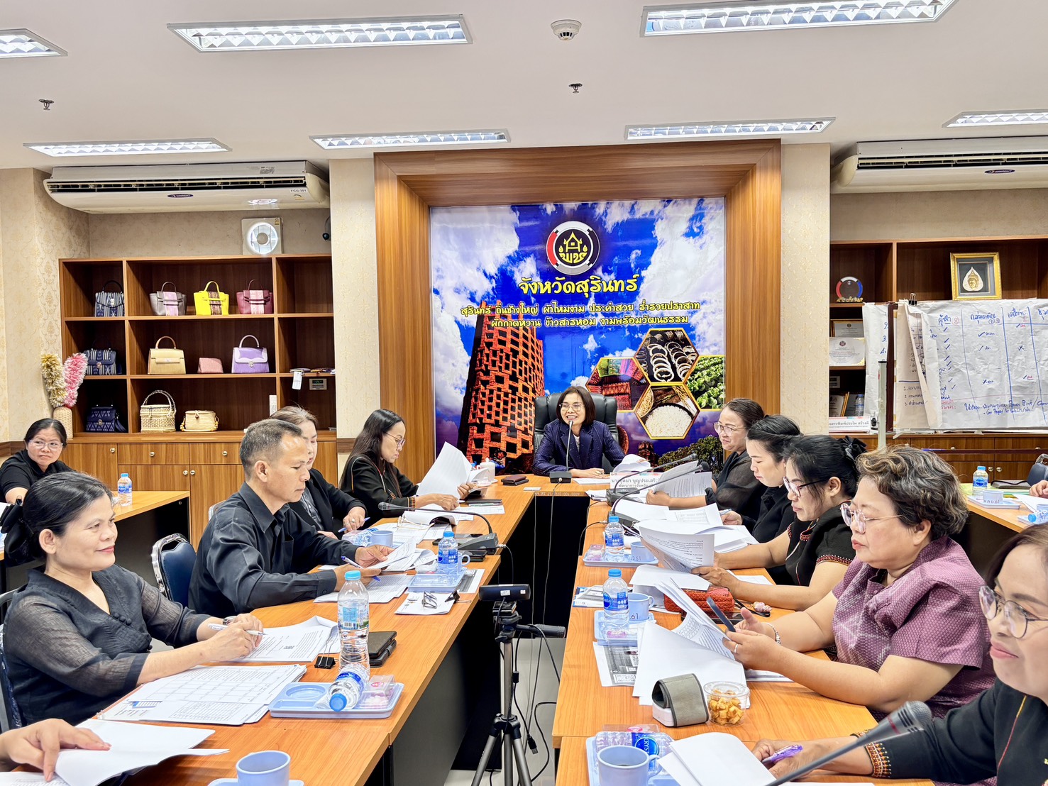 พช.สุรินทร์ ประชุมผู้อำนวยการกลุ่มงาน พัฒนาการอำเภอ และนักวิชาการฯ ประจำเดือนพฤษภาคม2569